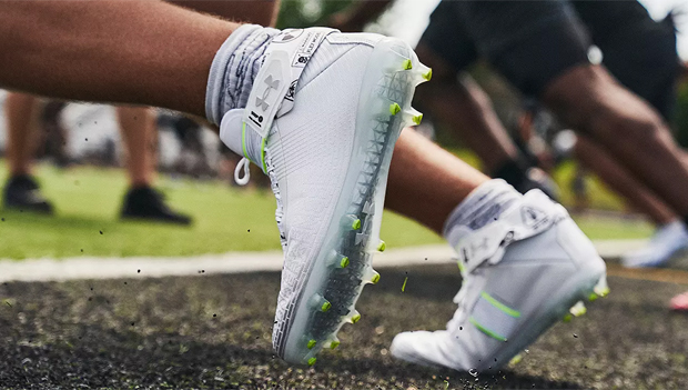 Lightest nike football on sale cleats